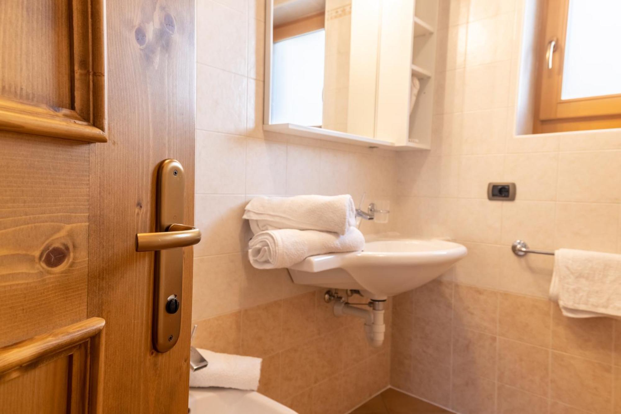Baita Nicoló Livigno Habitación foto